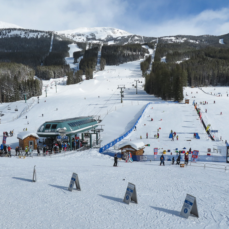 Tubing in Lake Louise dinkyland