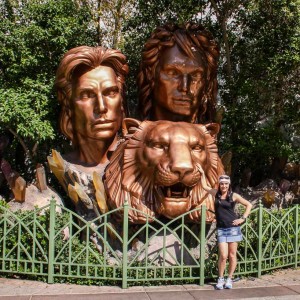 Siegfried und Roy Statue Siegfried und Roy Statue