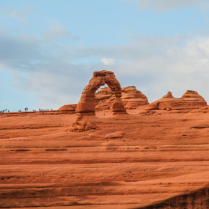 Der Delicate Arch vom Viewpoint aus gesehen.