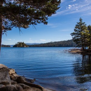 Am Ufer des Lake Tahoe