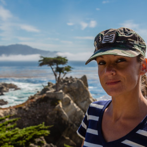 Nadine an der einsamen Zypresse Nadine an der einsamen Zypresse