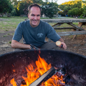 Franky grillt Marshmallows Franky grillt Marshmallows