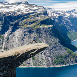 Trolltunga1