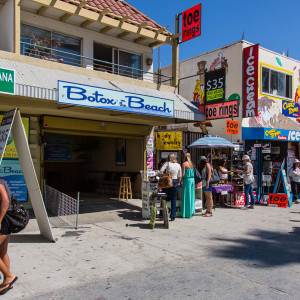 Schöne Geschäfte gibt’s hier! Schöne Geschäfte gibt's hier!