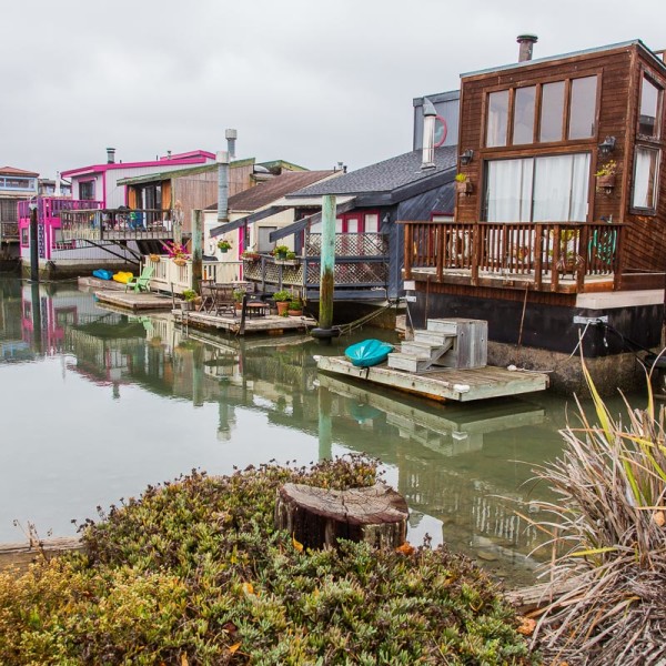 Die Hausbootkolonie in Sausalito Die Hausbootkolonie in Sausalito