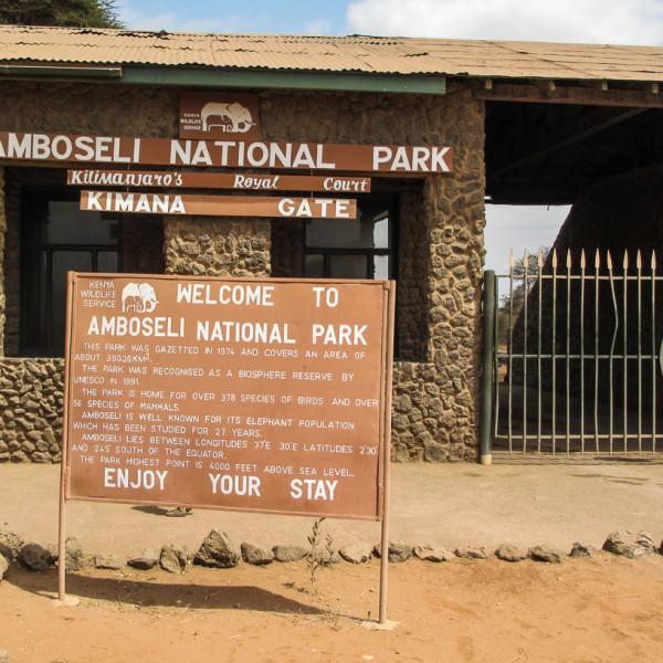 Tor zum Amboseli Park Tor zum Amboseli Park