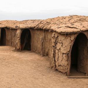 Masai-Hütten aus Lehm Masai-Hütten aus Lehm