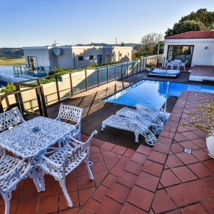 Die schicke Terrasse im Atlantic Guest House