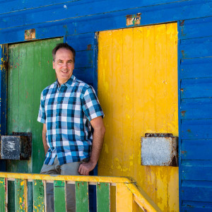 Franky vor den Strandhäusern Franky vor den Strandhäusern