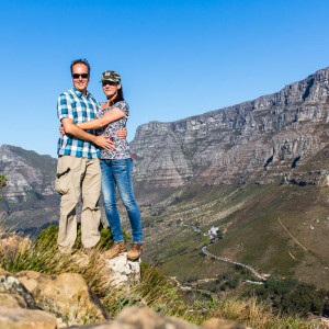 Zeit für ein Selfie vor dem Tafelberg Zeit für ein Selfie vor dem Tafelberg