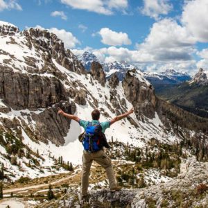 Glücklich den Berg bezwungen zu haben Glücklich den Berg bezwungen zu haben