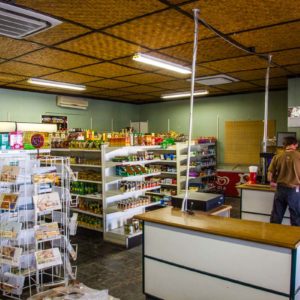 kleiner Kiosk im Camp kleiner Kiosk im Camp